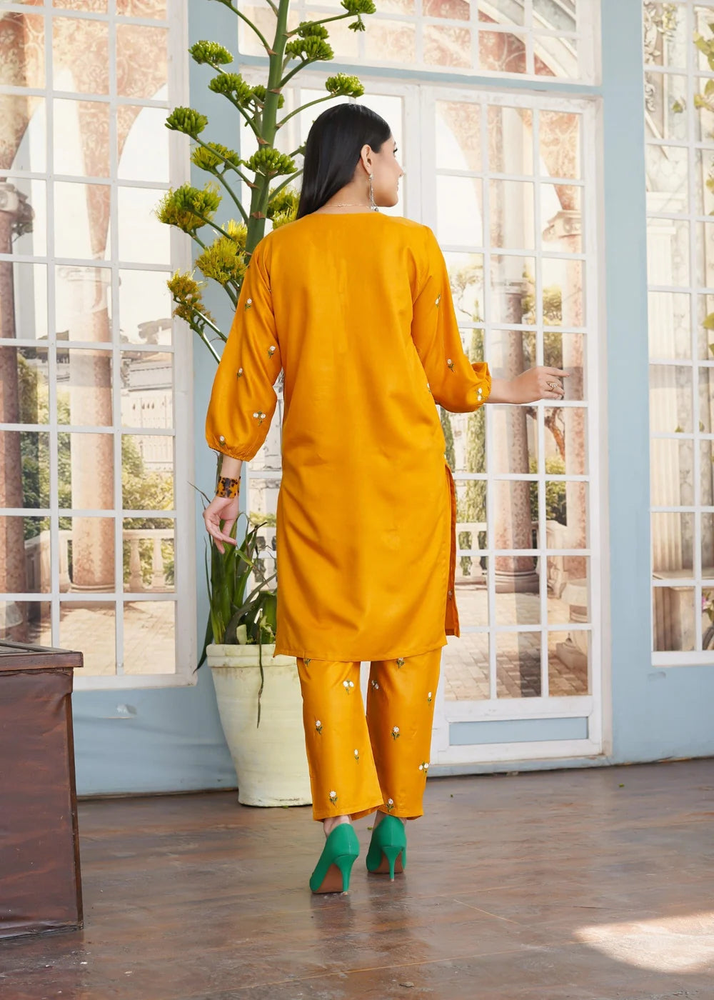 Petal Embroidered 2pcs - Mustard