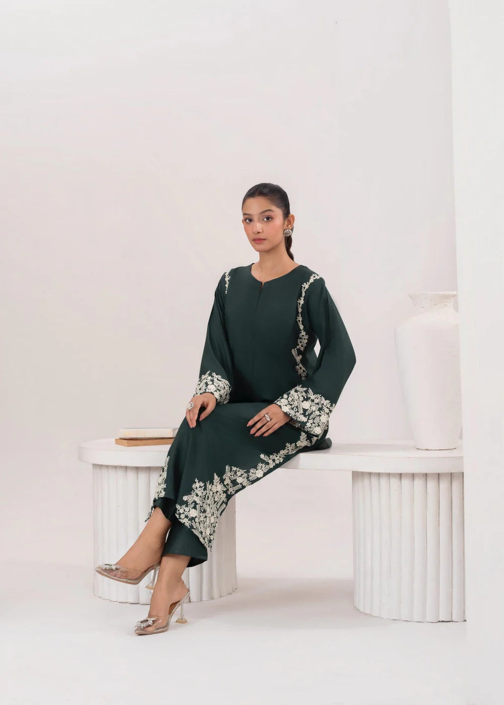 MARGARITA EMBROIDERED 2PC
